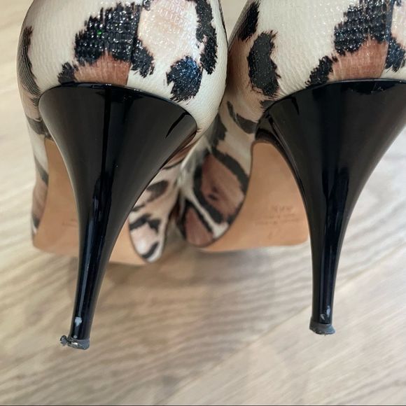 Giuseppe Zanotti Peep-Toe Heels | Black Patent Leather Stilettos | Size 38 1/2 - Picture 7 of 11